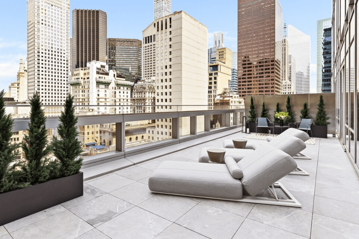 The 3,100-square-foot private terrace gives residents a view of New York City skyscrapers.