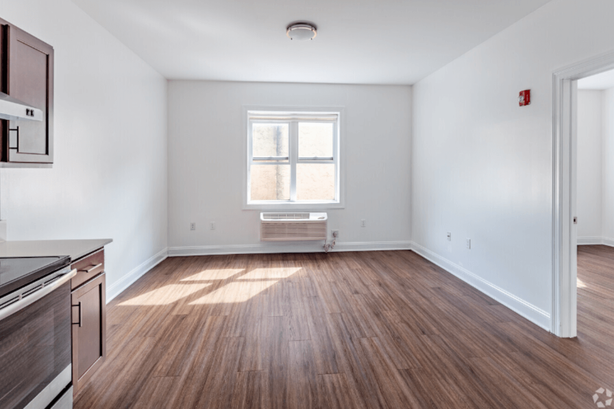 Windows in Arlington Place let in plenty of natural sunlight.