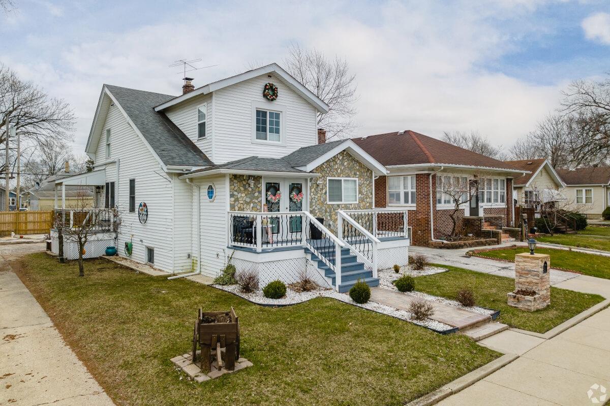 The fictional town of Hohman, Indiana, in "A Christmas Story" is based on the author's hometown of Hammond.