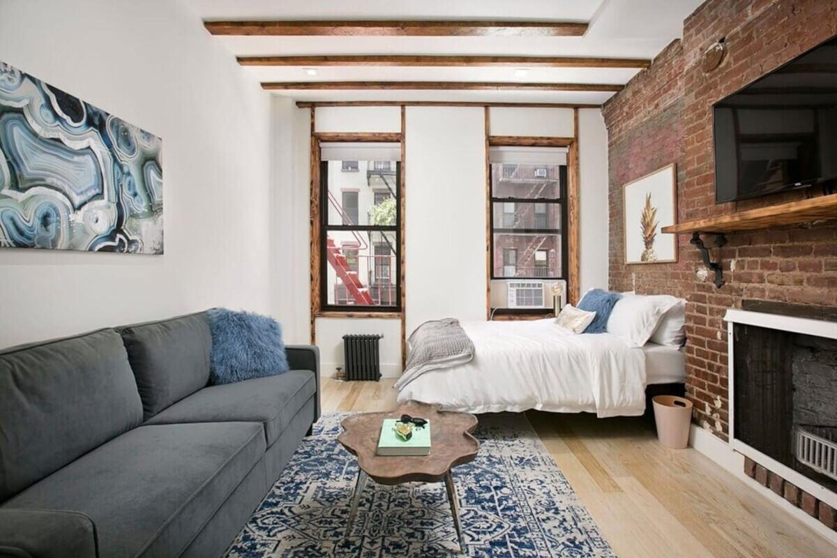 NYC studio apartment