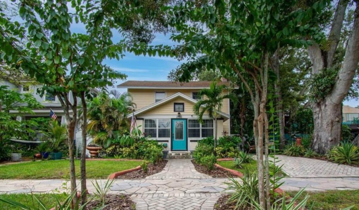 A house in the Uptown neighborhood in Saint Petersburg, FL