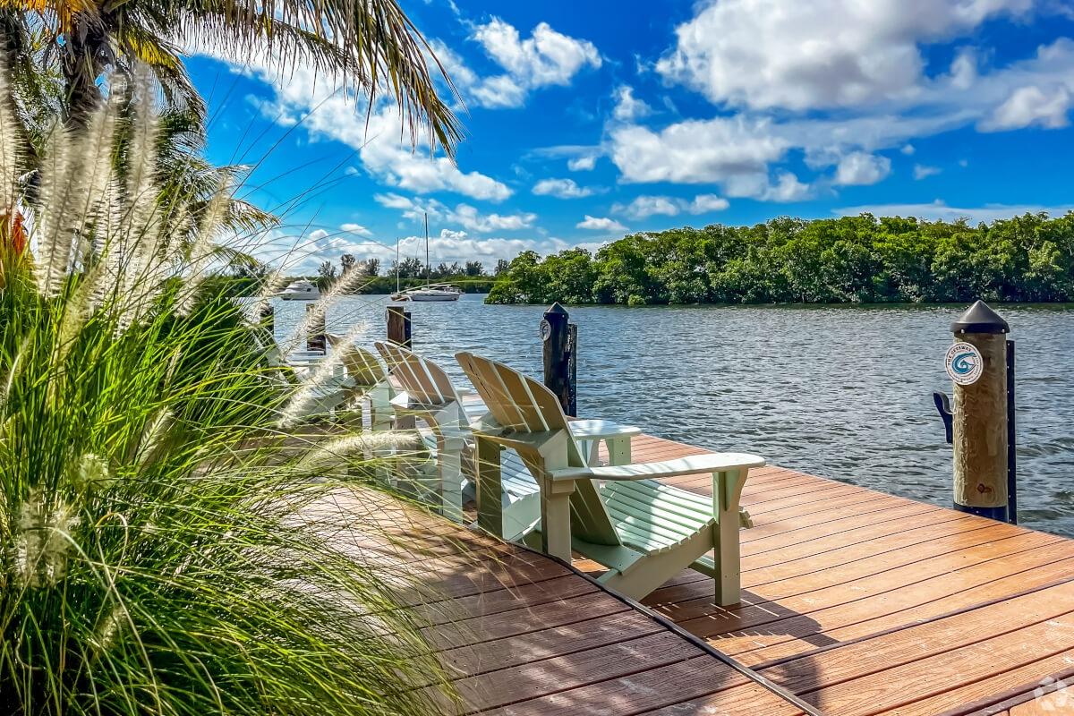 A sunny boat ramp in the Gandy neighborhood in Saint Petersburg, FL