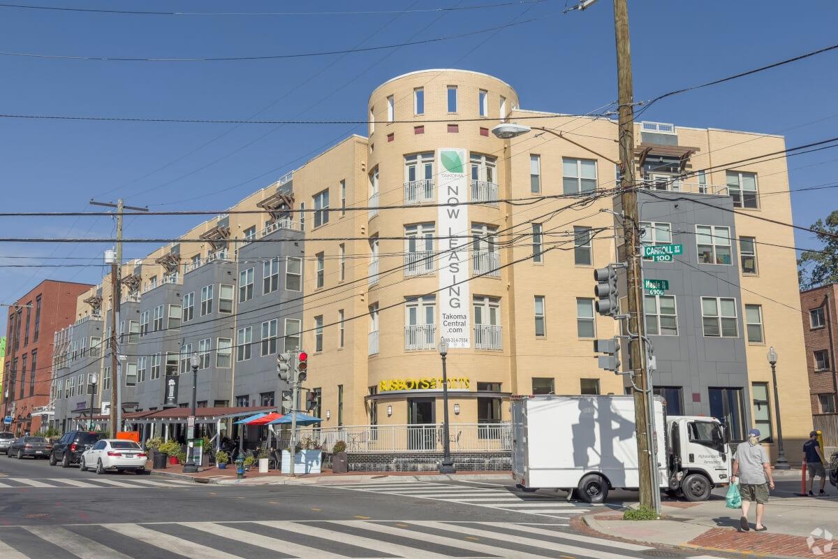 An apartment building at an intersection in Takoma Park, MD.