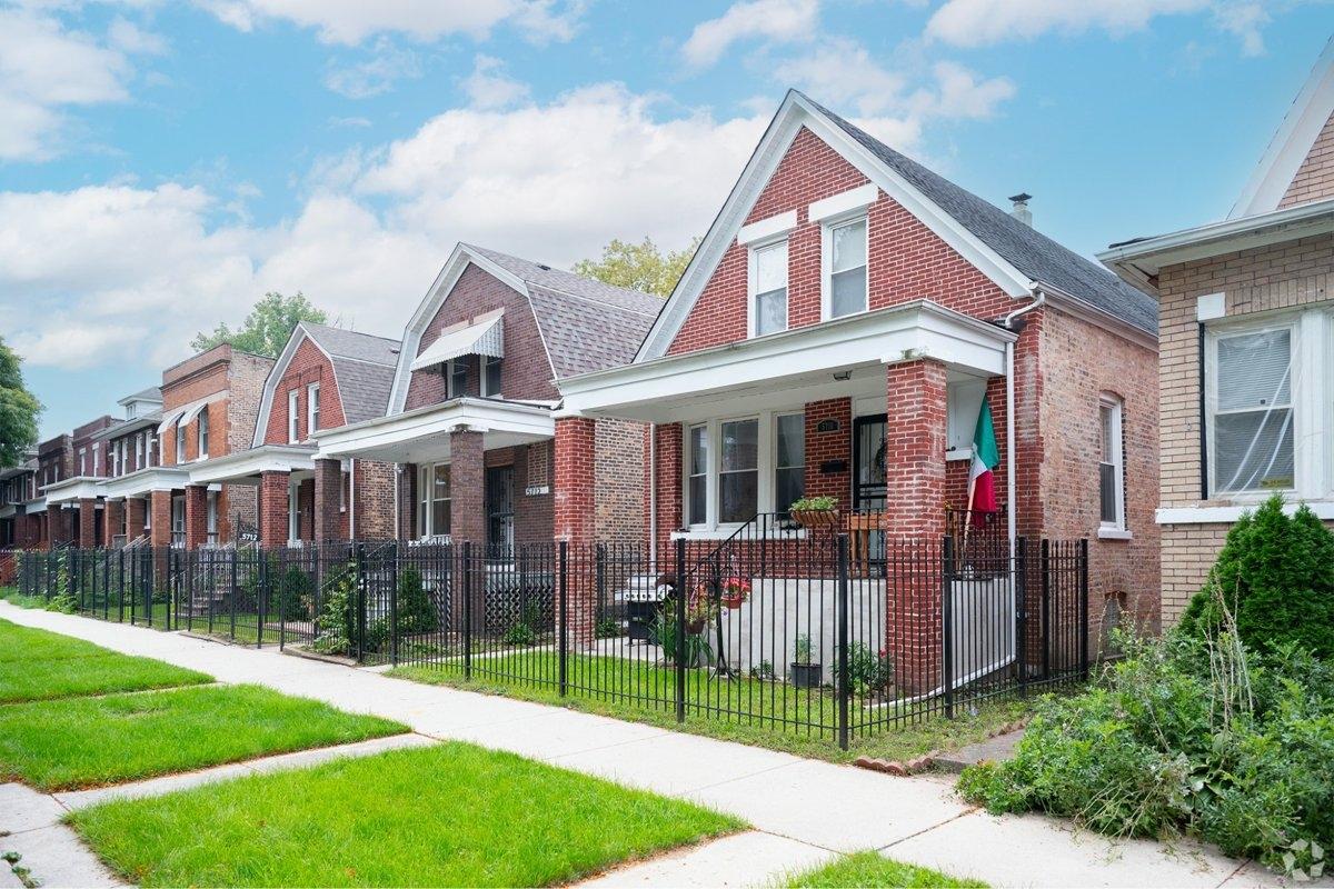 A row of houses in the Chicago Lawn neighborhood