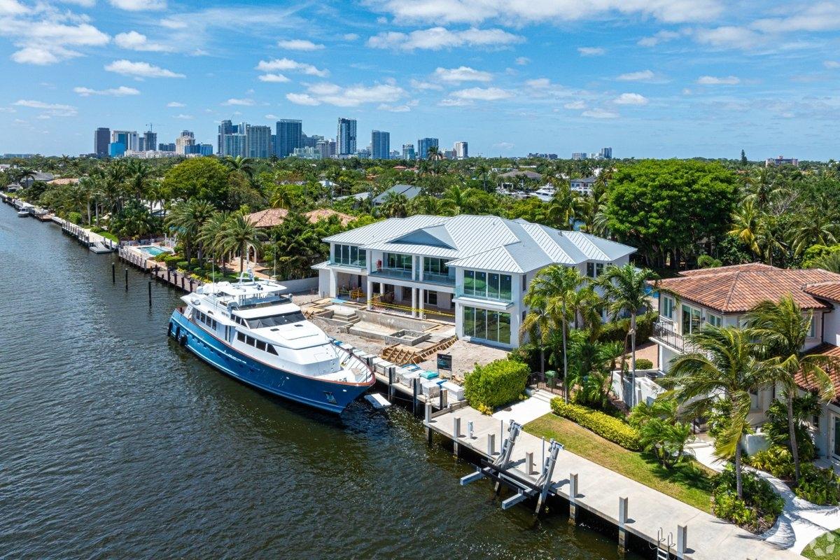 Residential waterway in the Rio Vista neighborhood