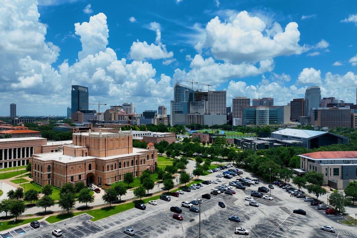 Aerial view of the buildings in University Place in Houston, TX