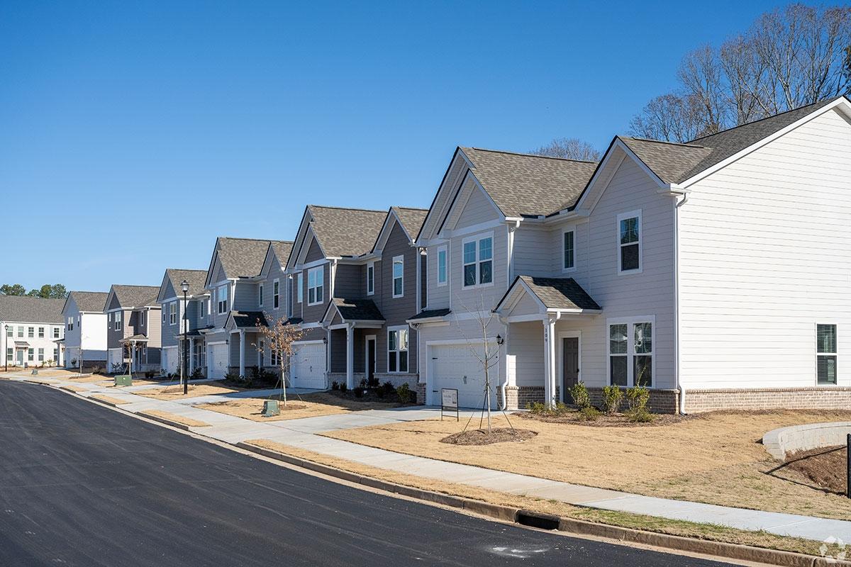  New build-to-rent homes in Harmon Cedar Run