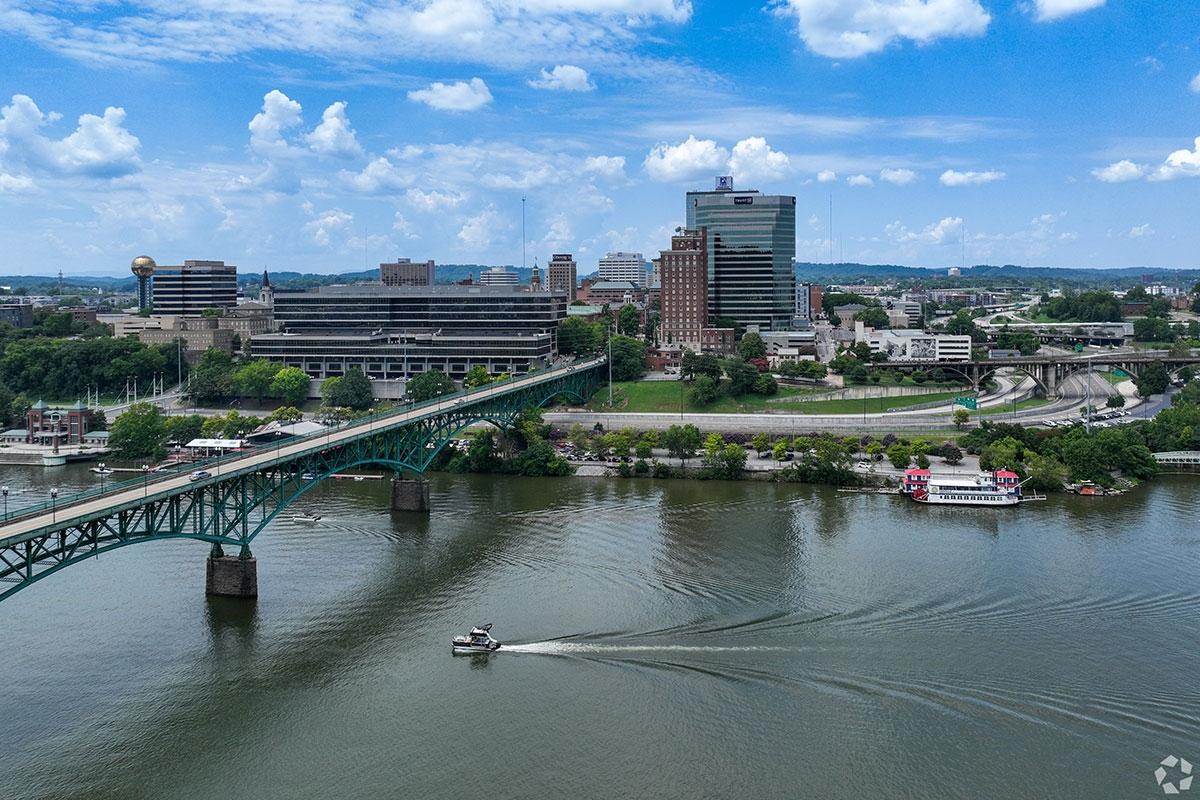 South Knoxville has great proximity to the Tennessee River.