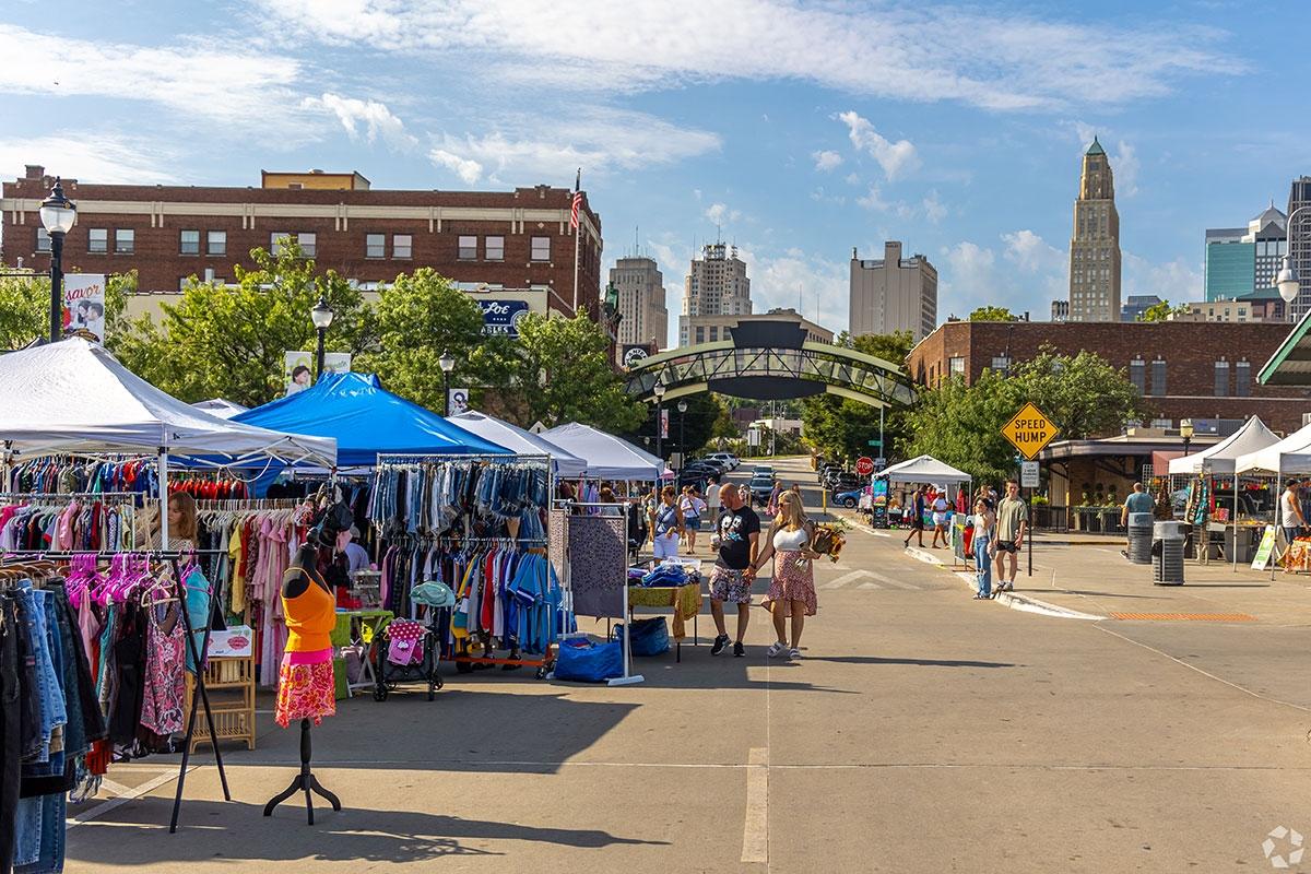 River Market is home to the historic City Market, the Midwest's largest open-air farmers market.
