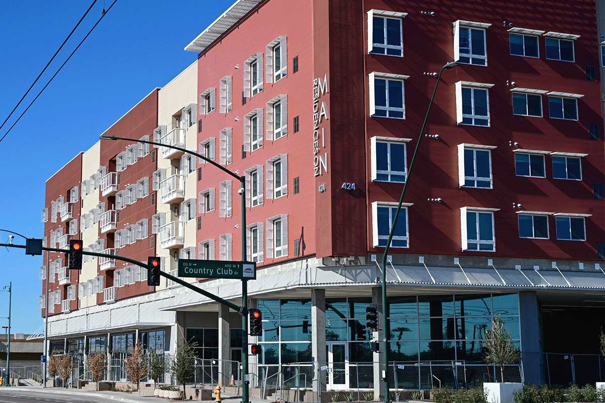 Mixed use building