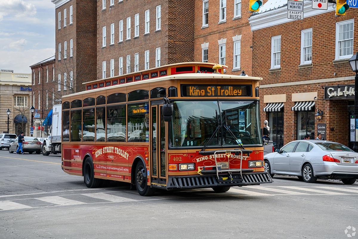 Old Town Alexandria is a historic city good for commuting to Crystal City.