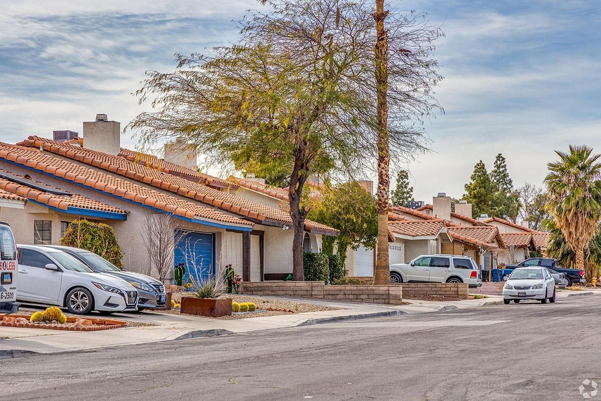 One-story homes sit on spacious streets in Winchester.