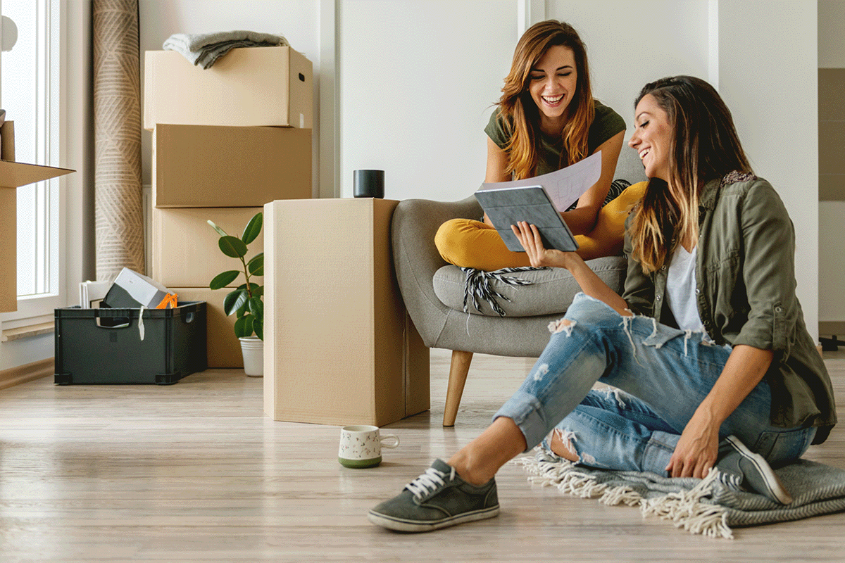 Roommates Going Through Apartment Walkthrough Checklist
