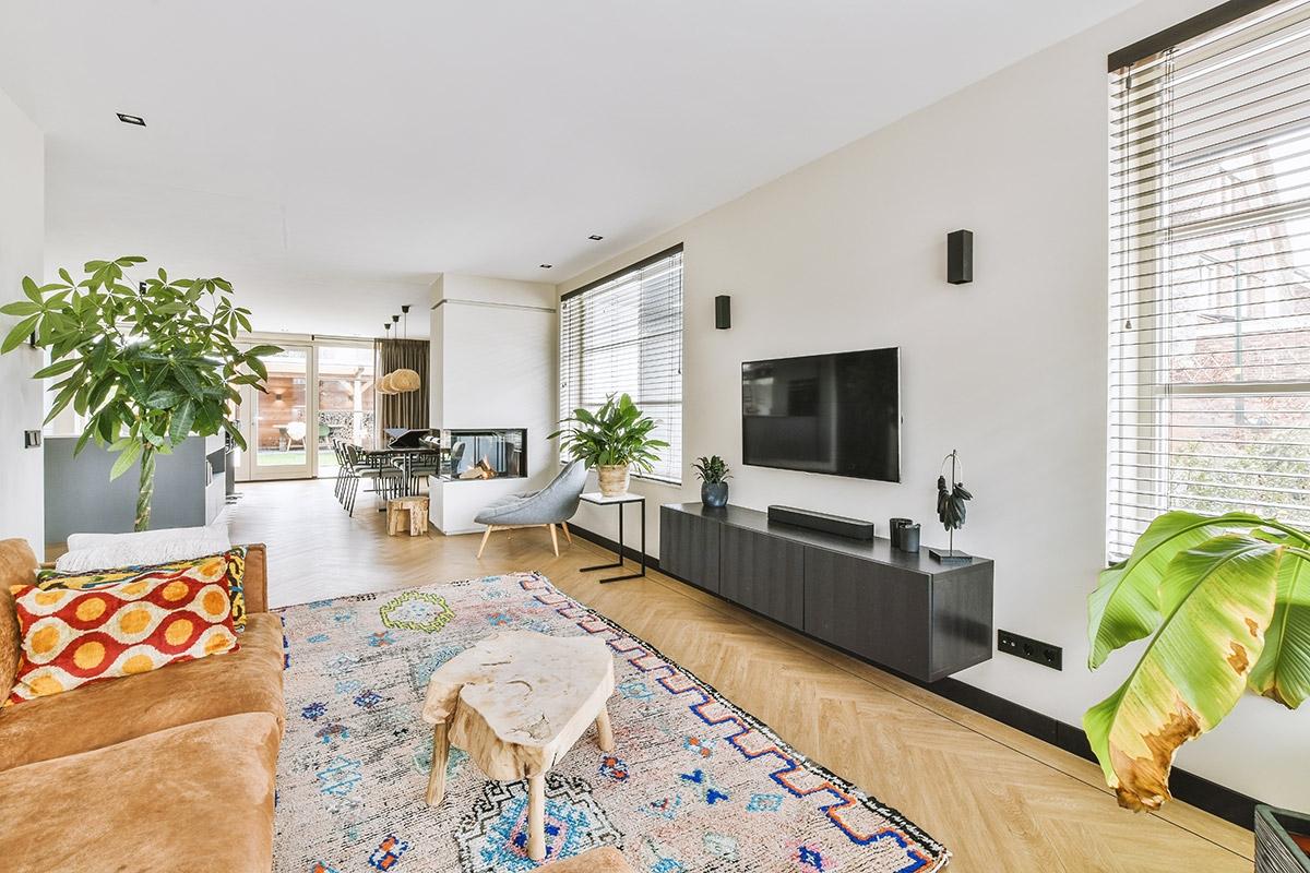A beautiful apartment with lots of natural light and furniture with tons of character.