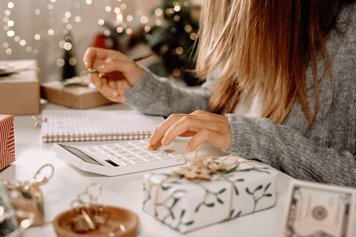 Making a budget for holiday moving