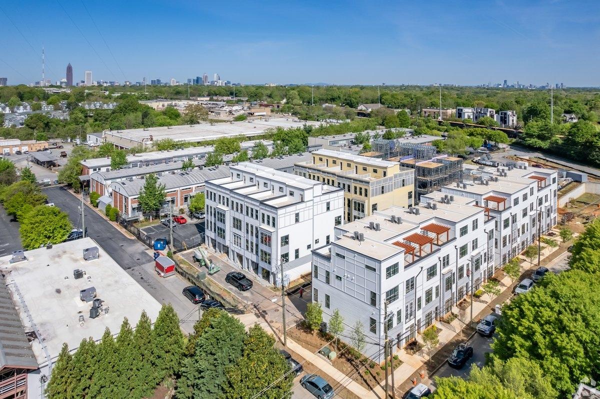 Residences cluster together in Edgewood.