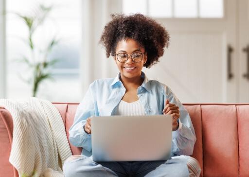 women on computer