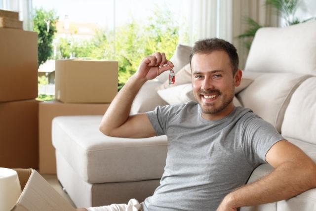 Renter holding apartment keys