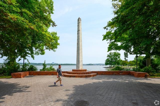 Alexandria is close to D.C., making it a great city for commuters.