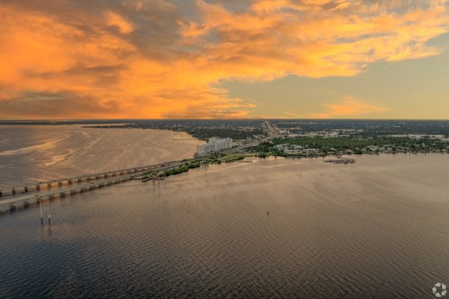An aerial view of Punta Gorda, FL, one of three Florida cities along the Gulf of Mexico leading rent drops in 2025.