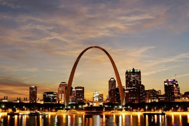 The famous St. Louis arch in downtown St. Louis at sunset
