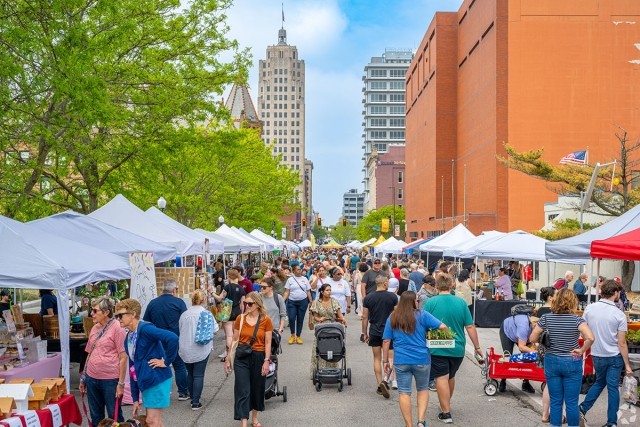 Downtown Fort Wayne is bustling during the weekends.